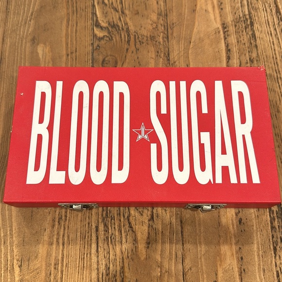 Jeffree Star Blood Sugar Palette - Picture 2 of 3